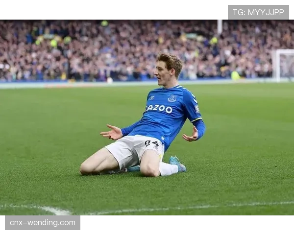 曼联上次被埃弗顿双杀在2013-14赛季 本赛季首回合0比1告负