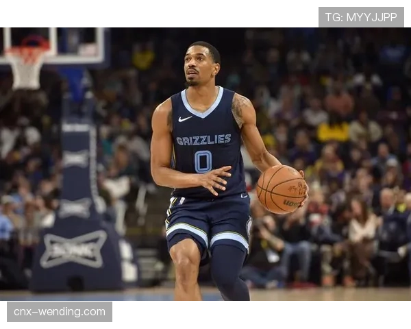 广州伯顿加盟分担威金顿压力 后场轮换深度得到增强